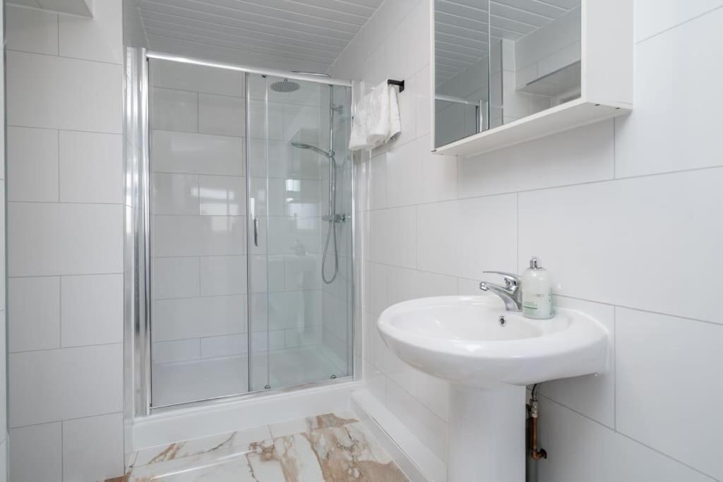Trendy 2bed In Brick Lane - 3rd Floor * Londra